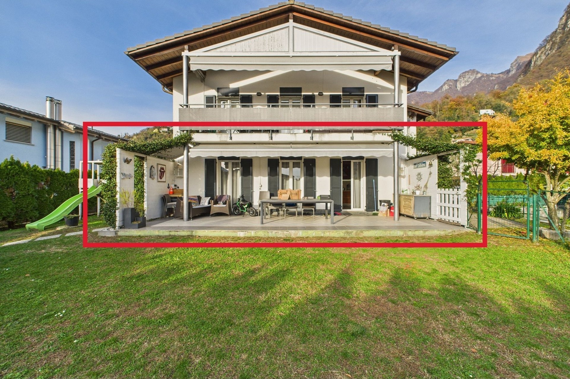 Haus mit Garten und Terrasse