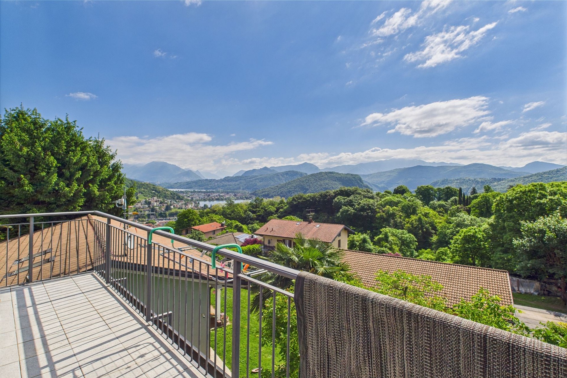 Balkon mit Panoramablick
