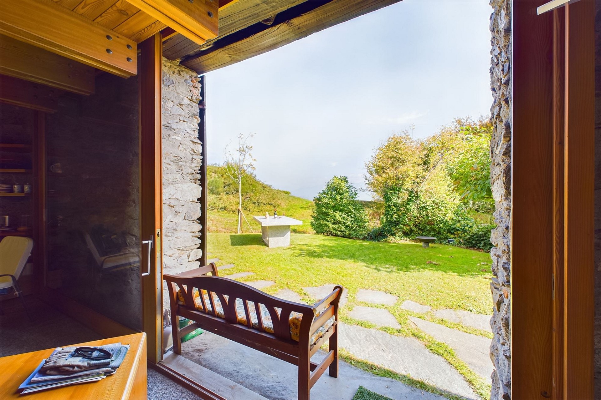 Terrasse mit Gartenblick