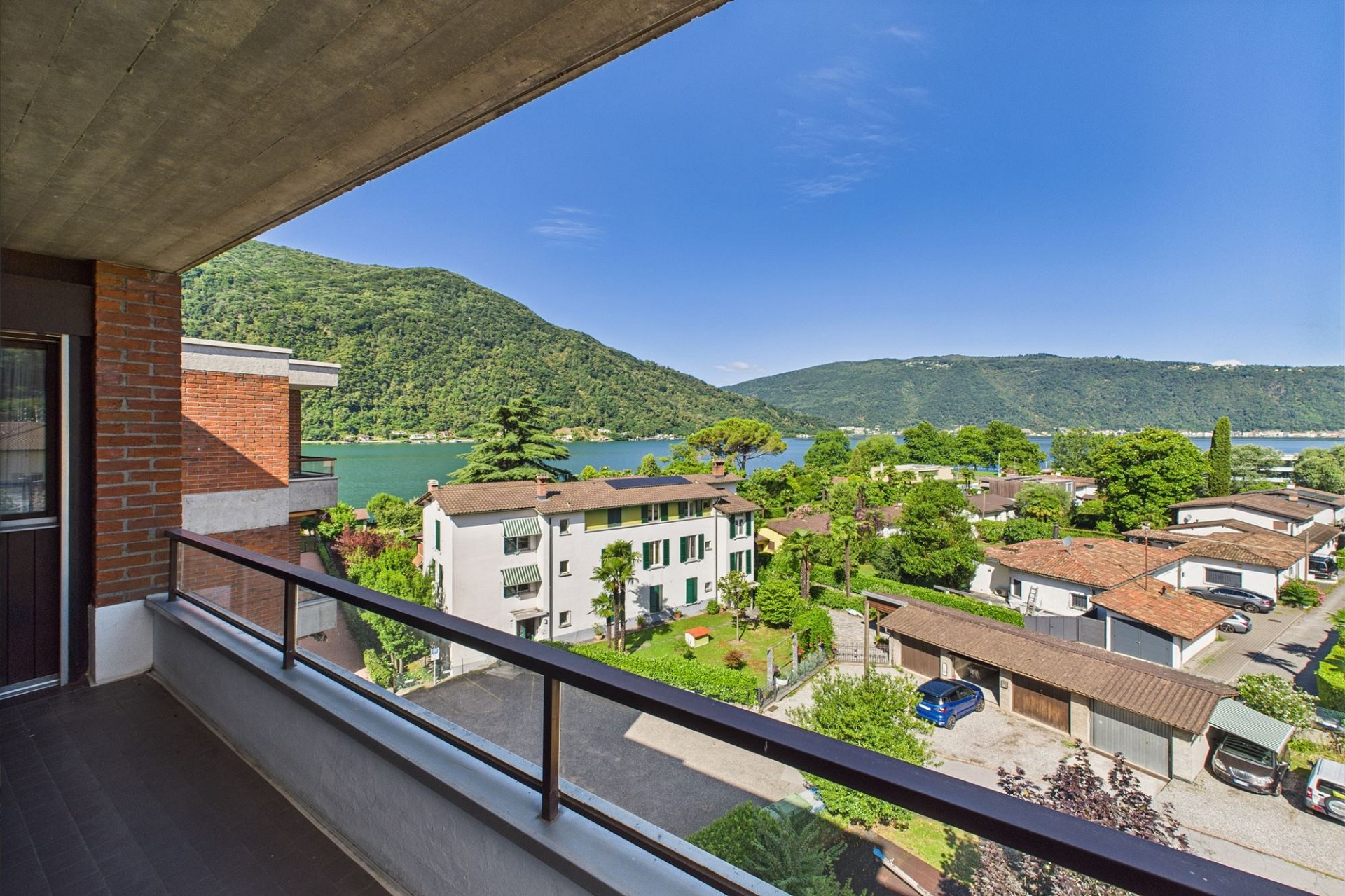 Balkon mit Seeblick