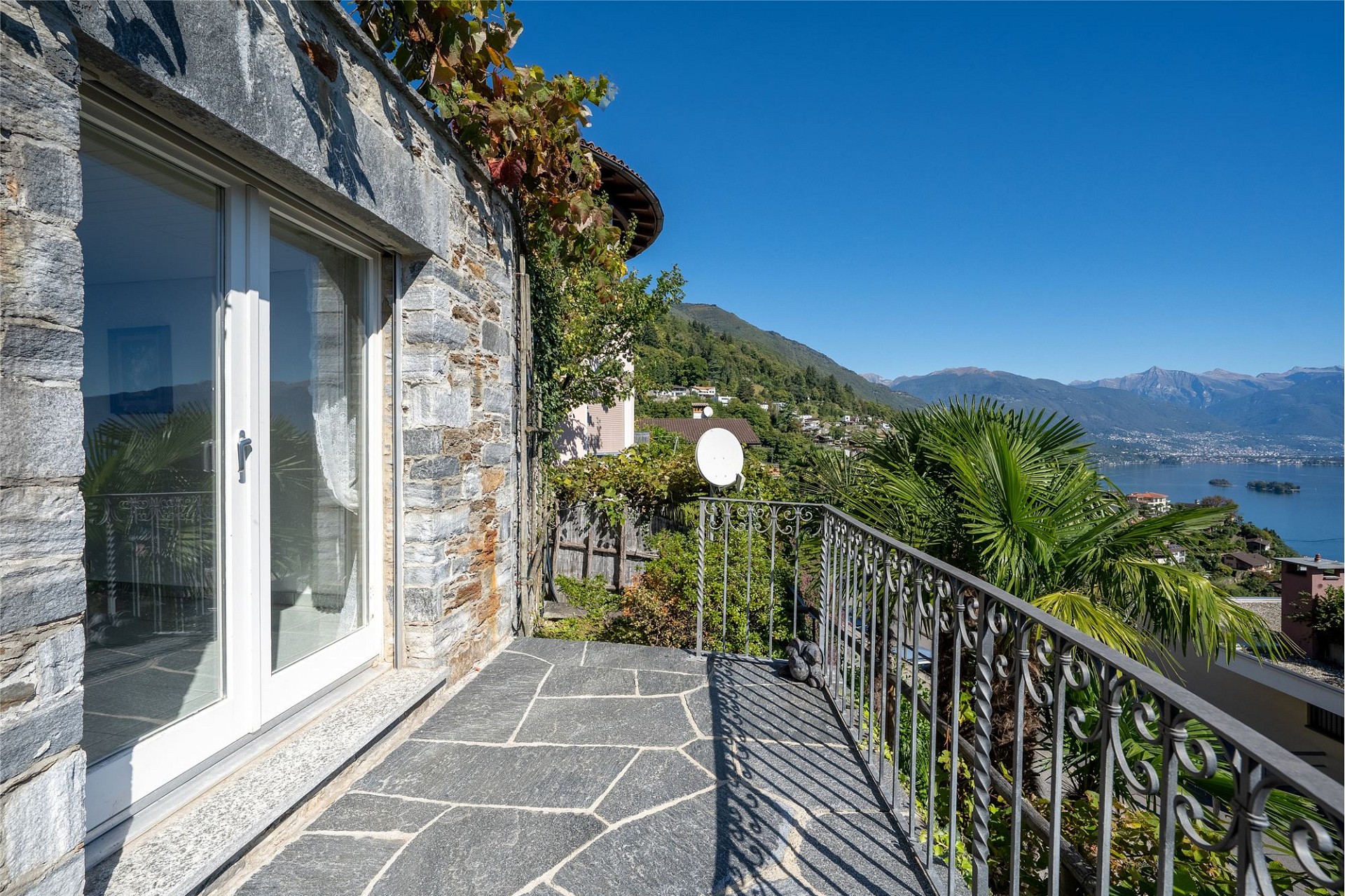 Terrasse mit Seeblick