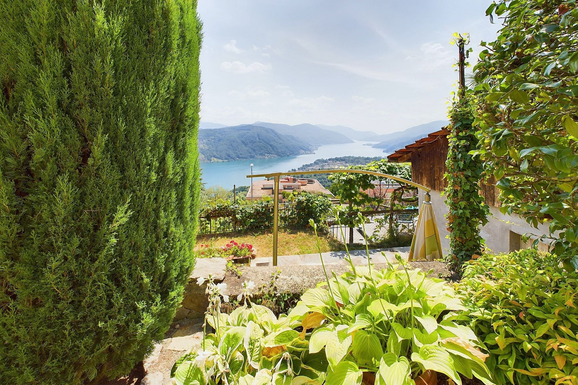 Terrasse mit Seeblick