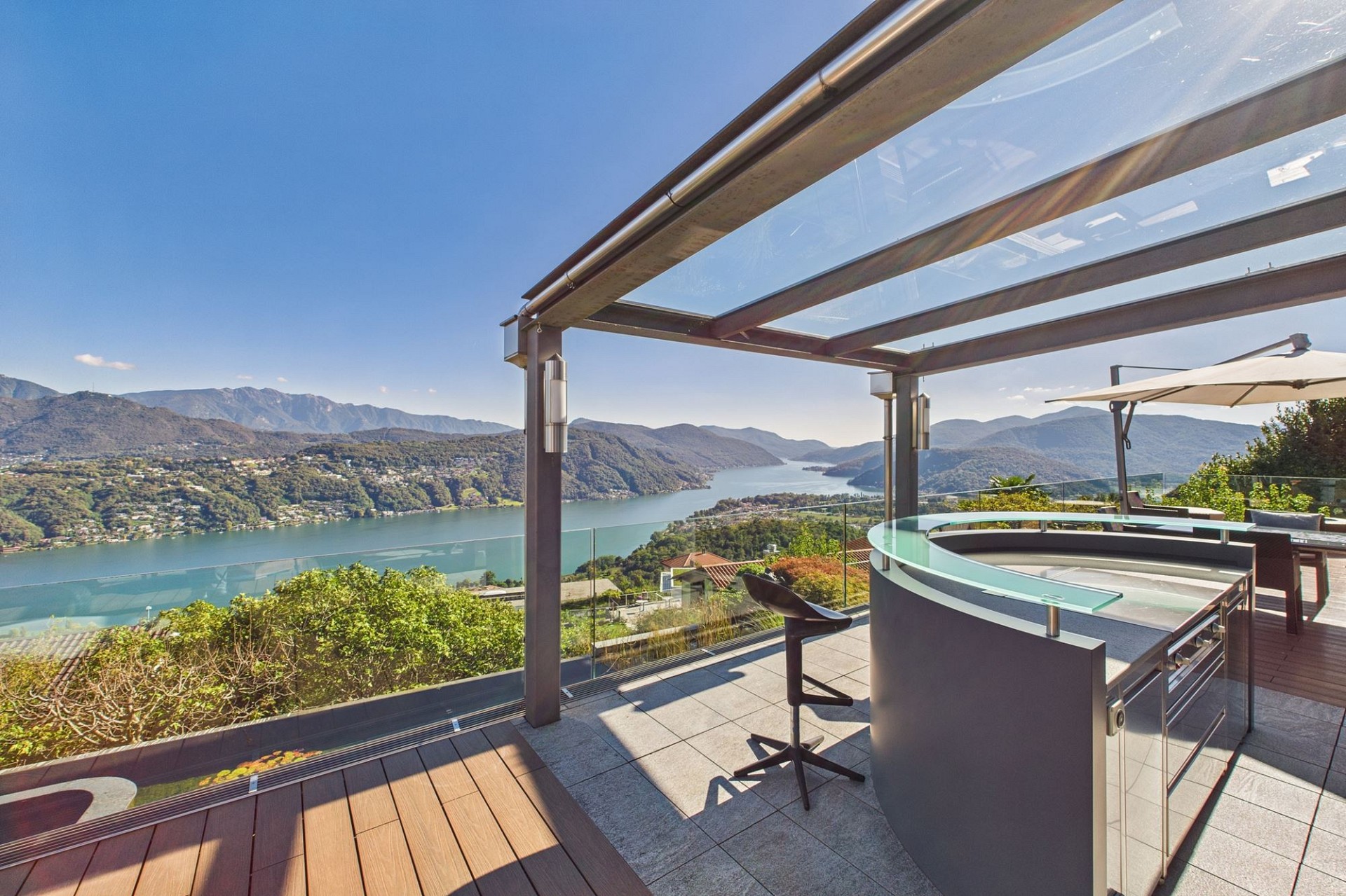 Terrasse mit Panoramablick