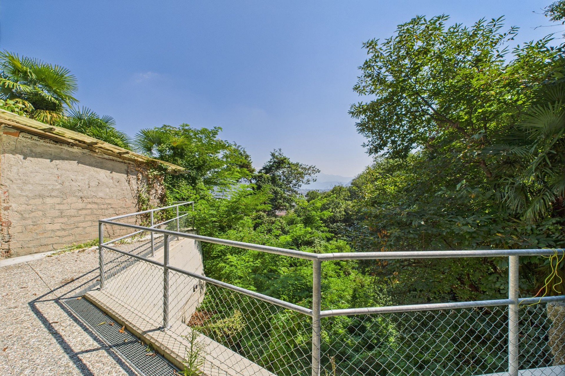 Terrasse mit Grünblick