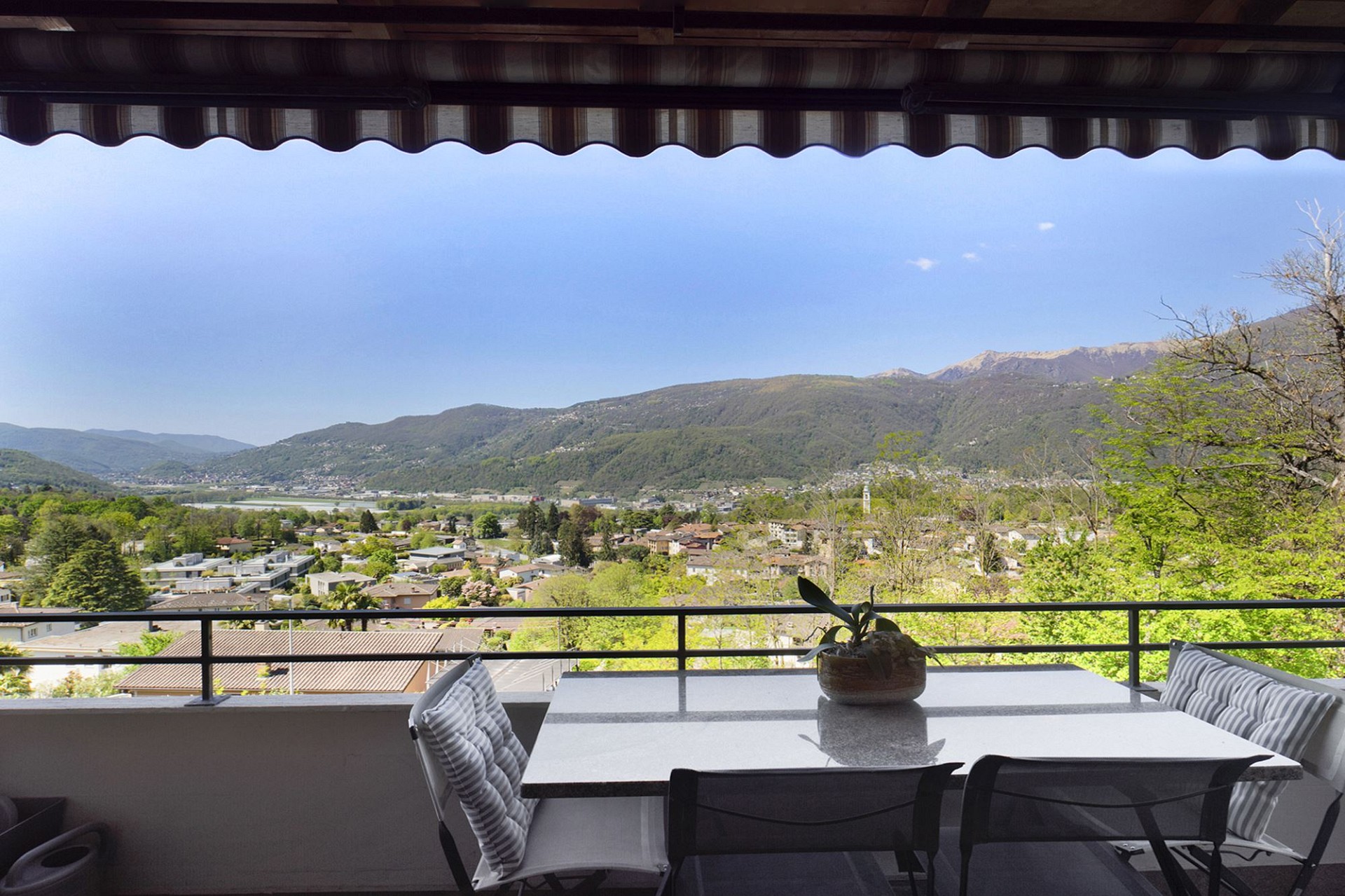 Balkon mit Panoramablick