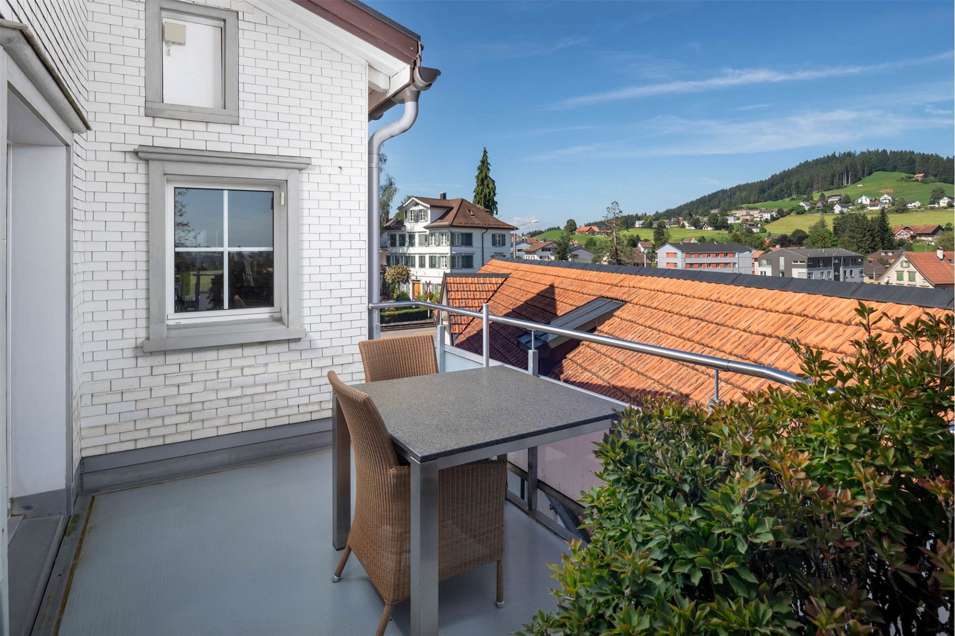 Balkon mit Bergblick