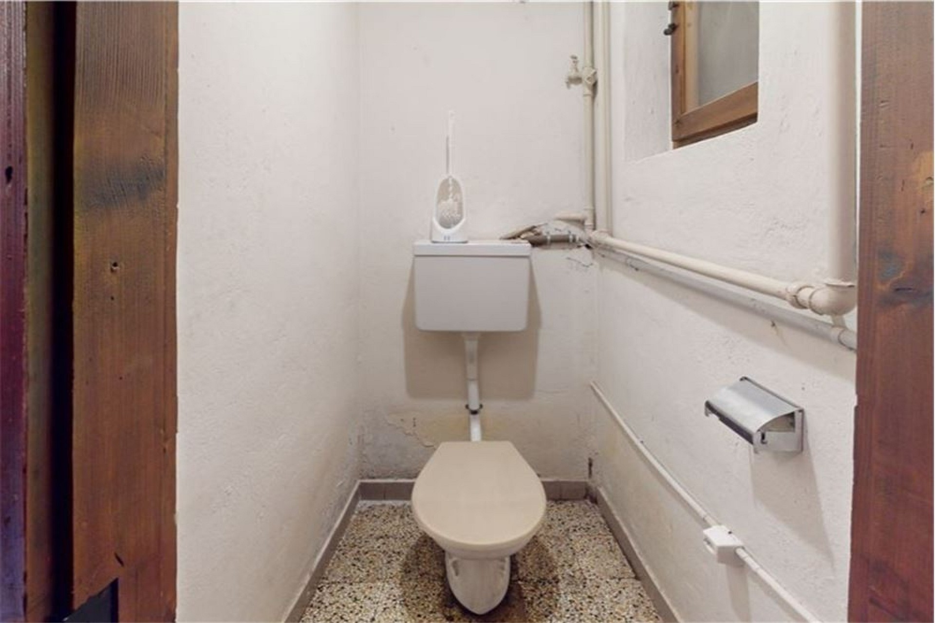 Kleines schlichtes WC