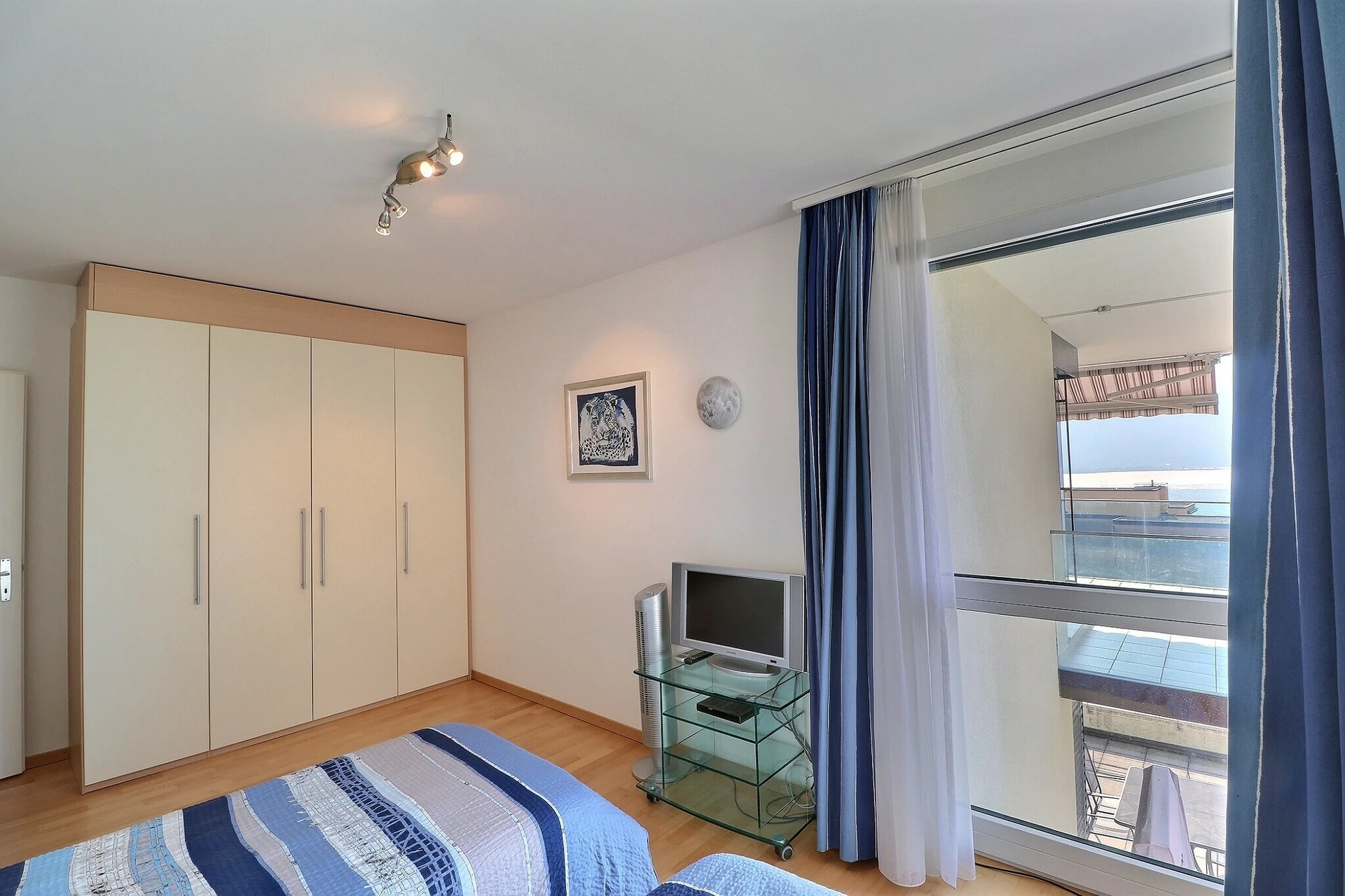 Schlafzimmer mit Meerblick
