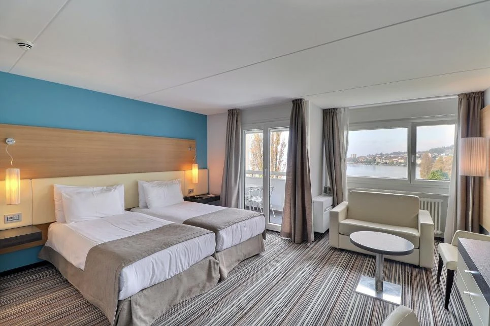 Hotelzimmer mit Seeblick