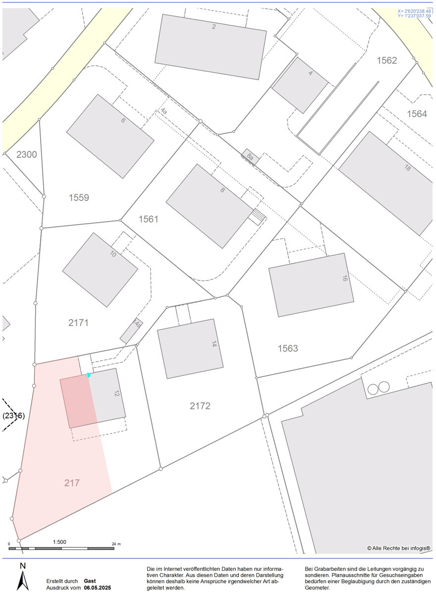 Lageplan mit Grundstücks- und Gebäudeumrissen