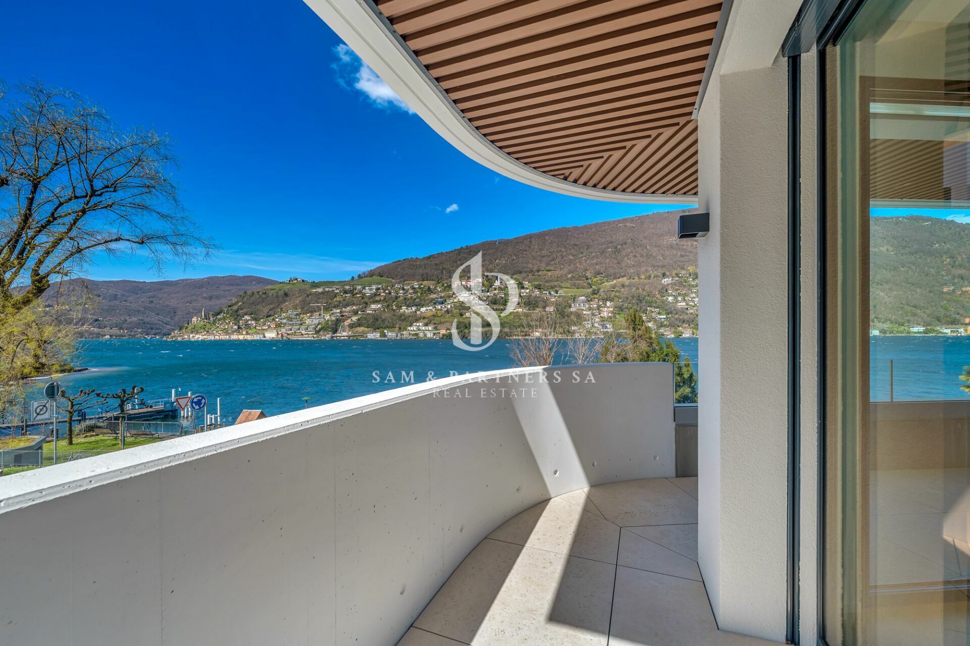 Seebalkon mit Panoramablick