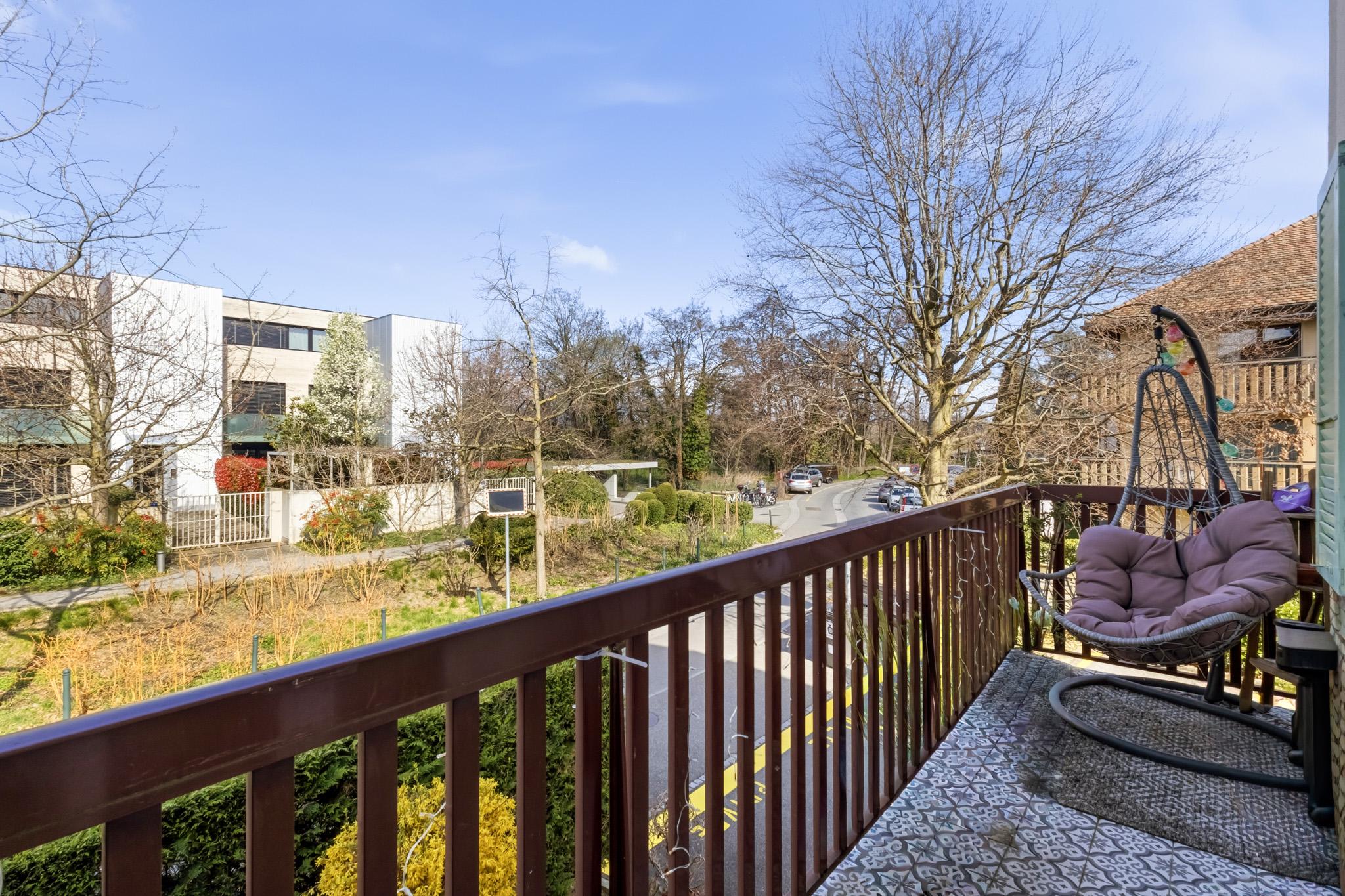 Balkon mit Blick ins Grüne