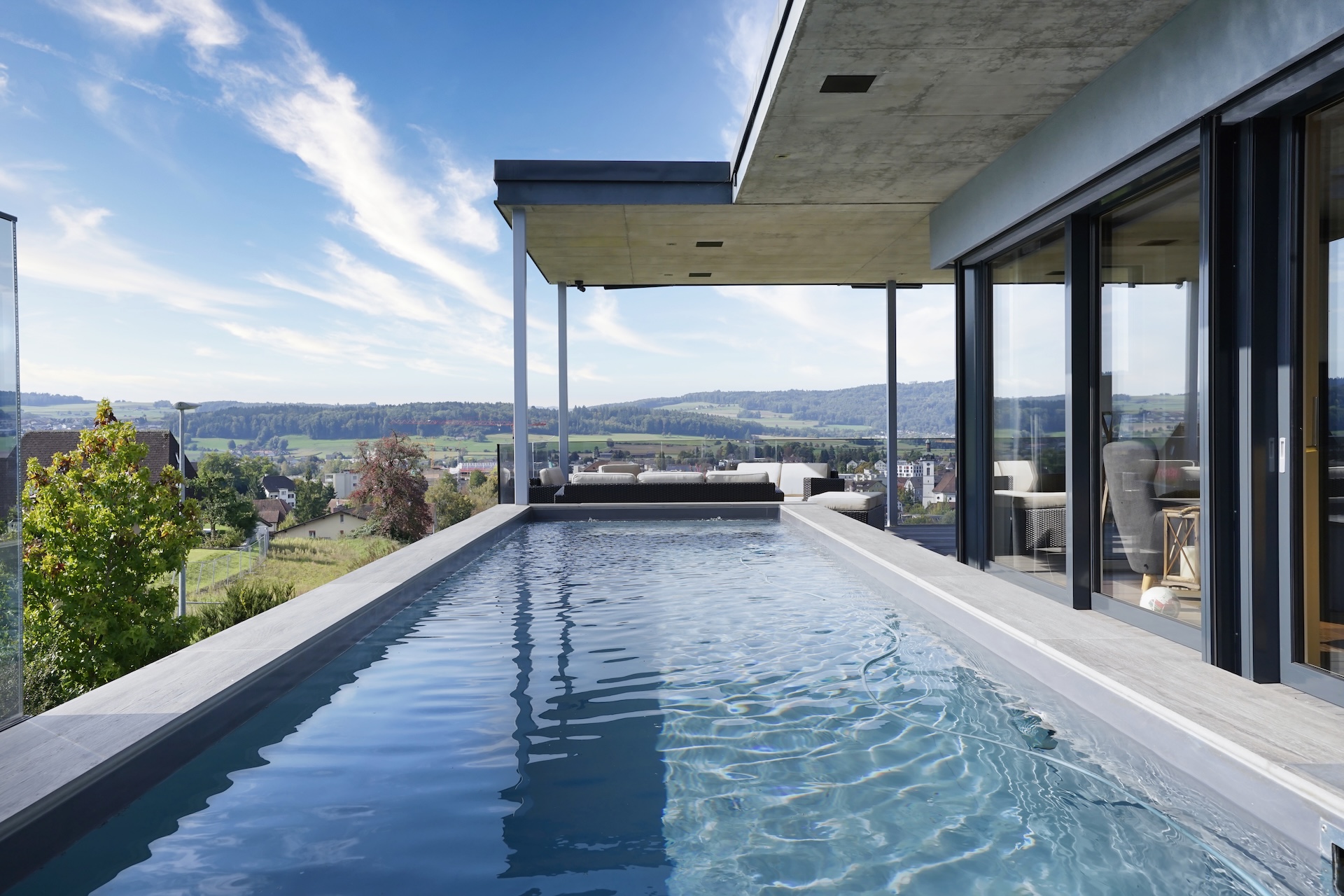 Infinity-Pool mit Panoramablick