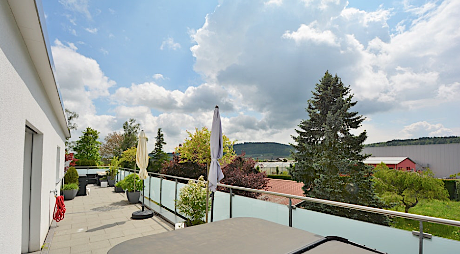 Dachterrasse mit weitem Ausblick