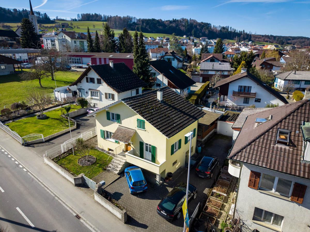Wohngebiet mit Einfamilienhäusern