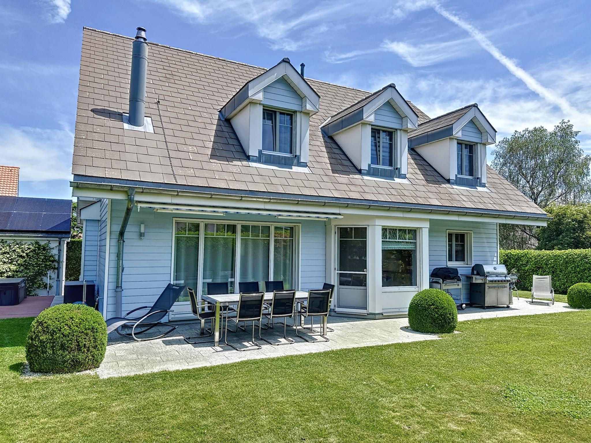 Repräsentatives Einfamilienhaus mit Garten und Terrasse