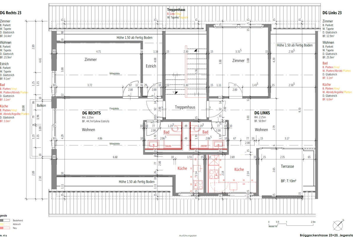 Grundriss eines Dachgeschosses mit Wohnungen, Treppenhaus, Bad, Küche, Zimmern, Balkon und Terrasse
