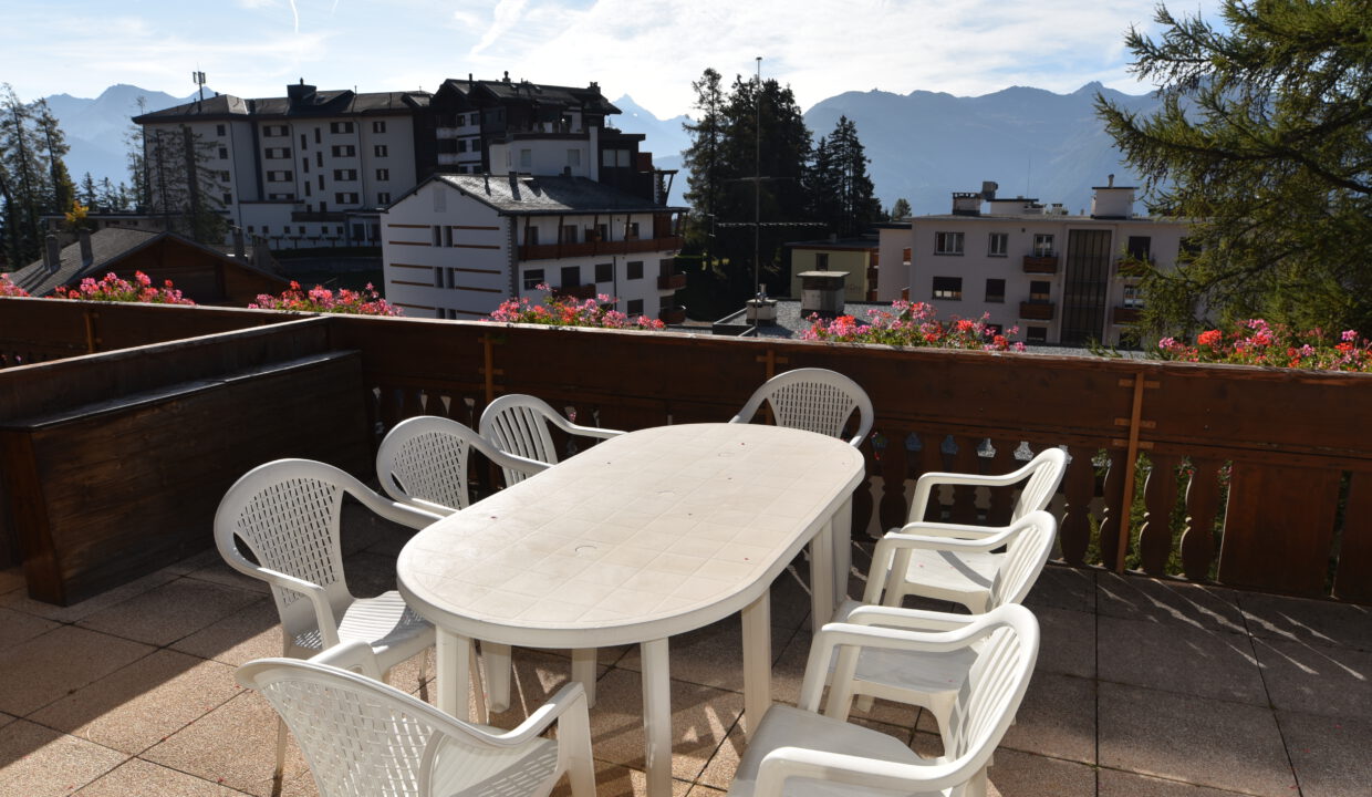 Terrasse mit Bergblick