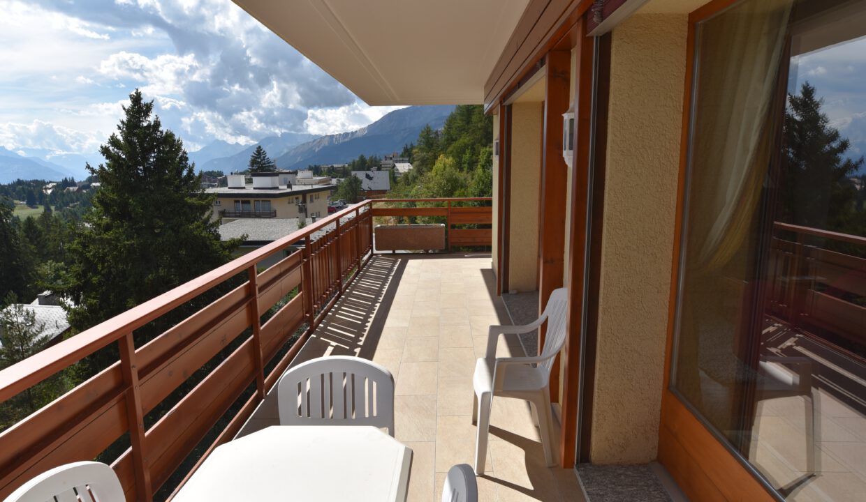 Balkon mit Bergblick