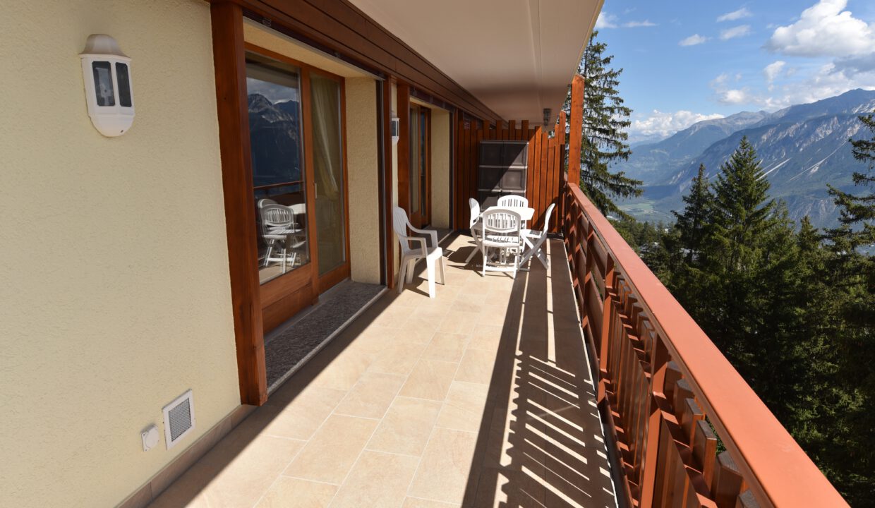 Balkon mit Bergblick