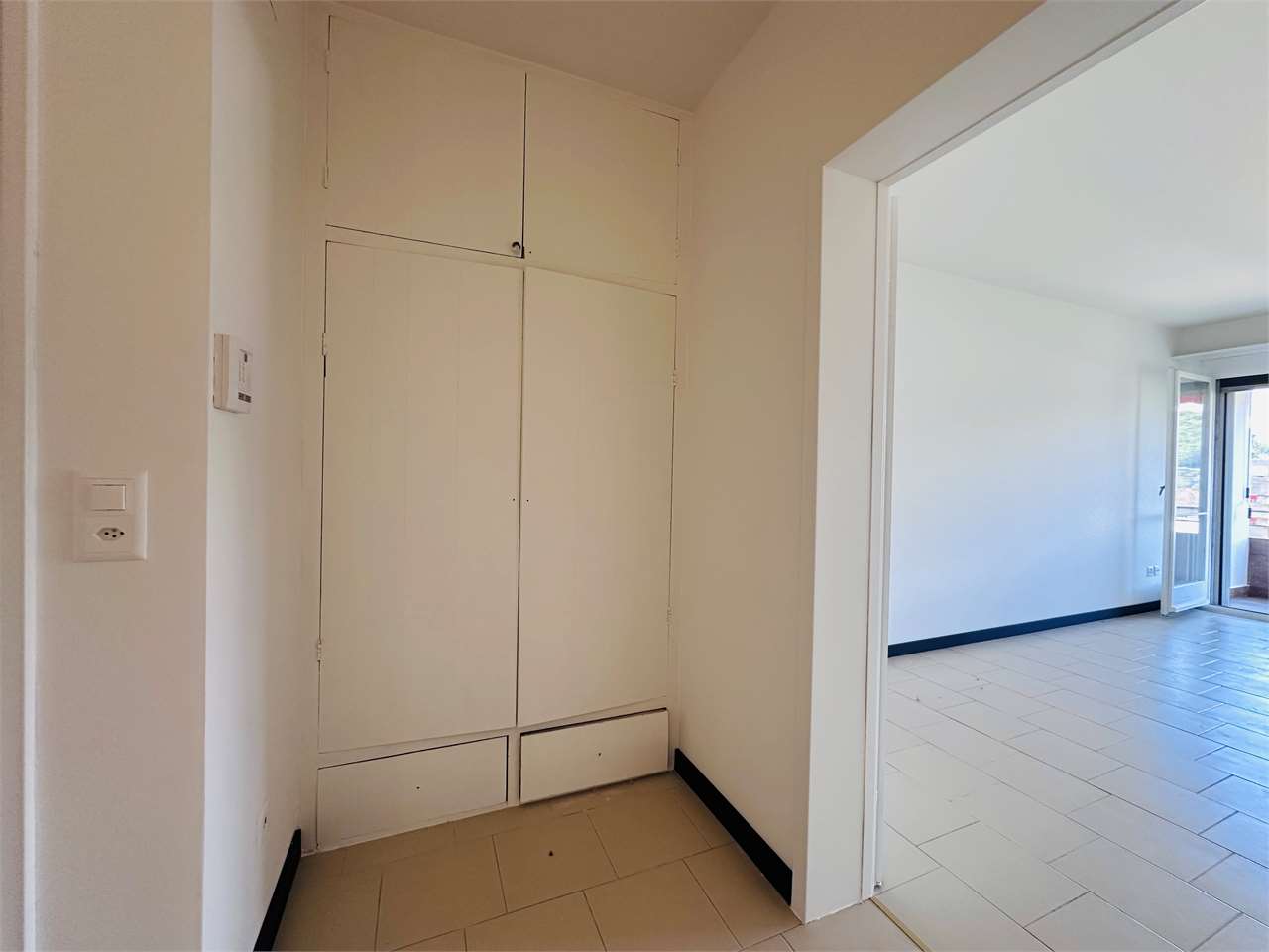 Eingangsbereich mit Einbauschrank