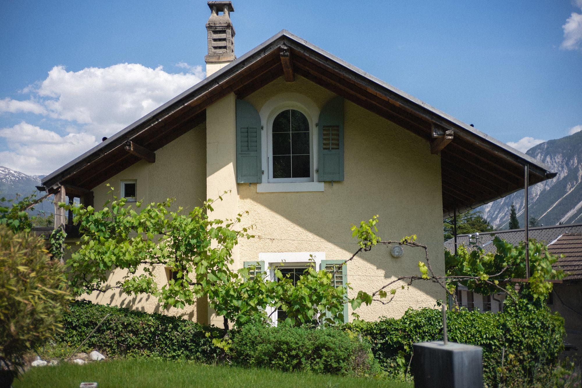Alpenhaus mit Satteldach
