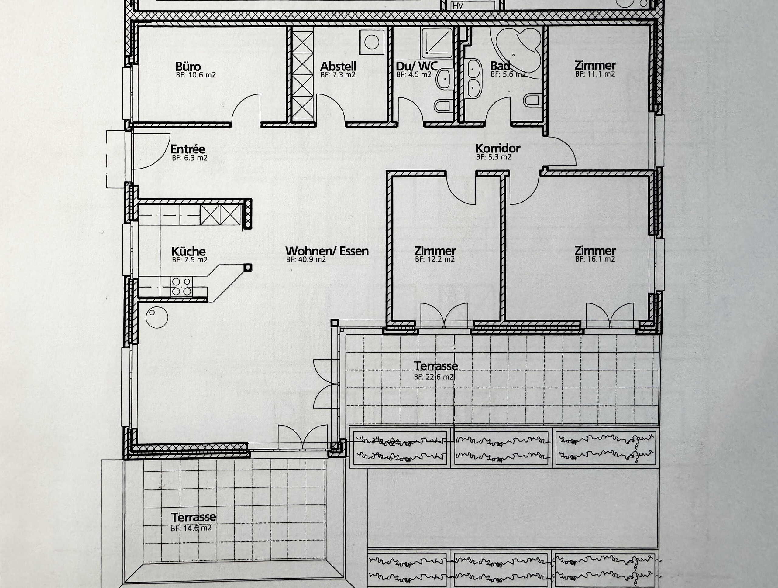 Grundriss einer Wohnung mit Terrassen