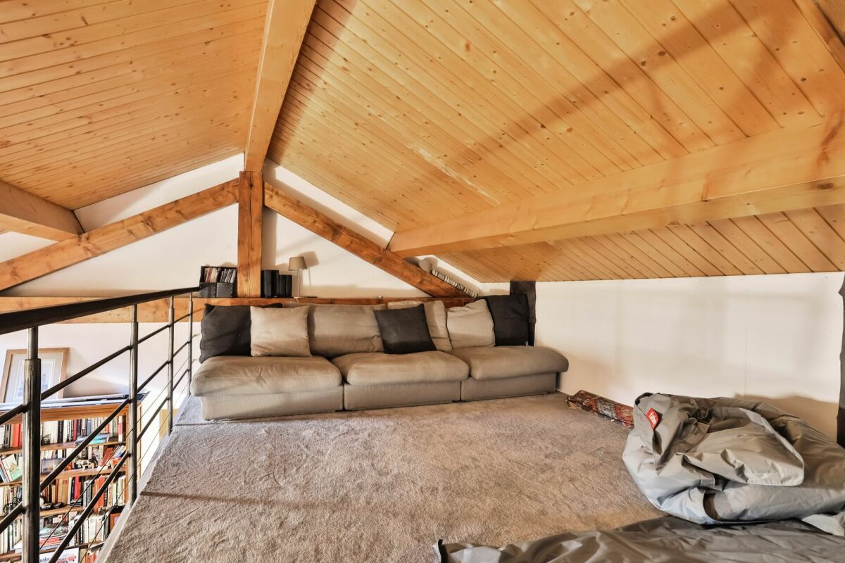 Gemütliche Dachgeschoss-Lounge