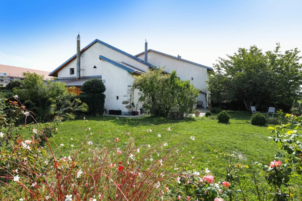 Haus mit großem Garten