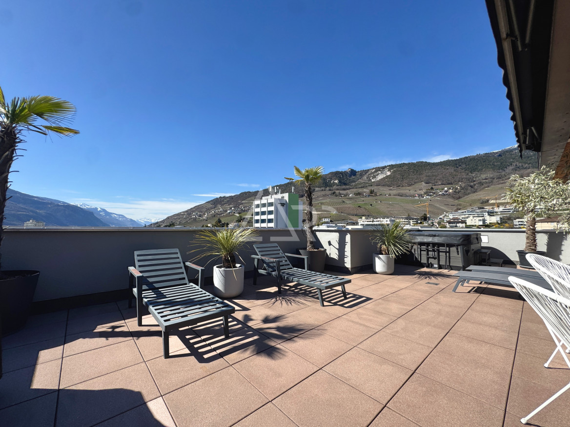 Dachterrasse mit Bergblick