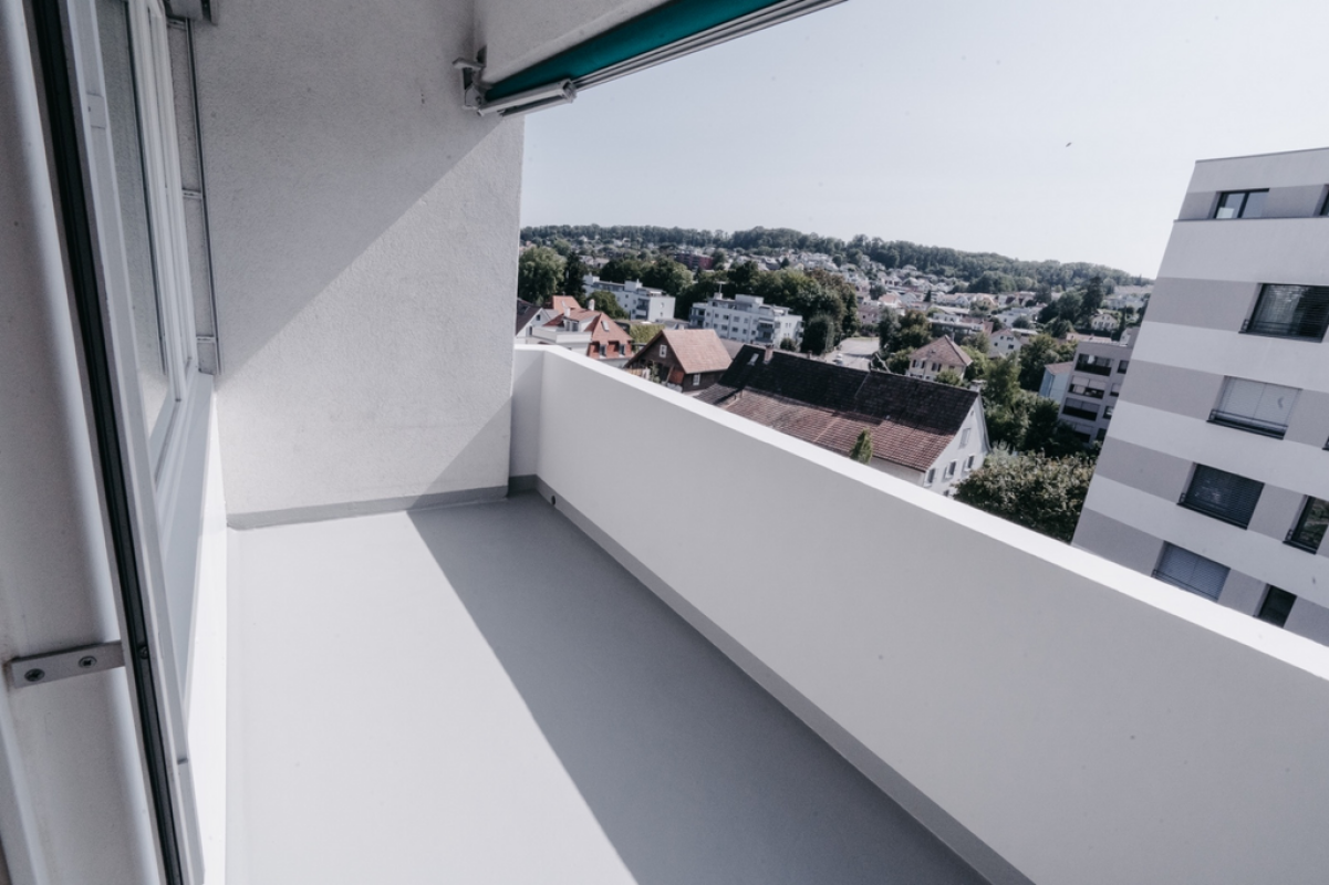 Balkon mit Stadtblick