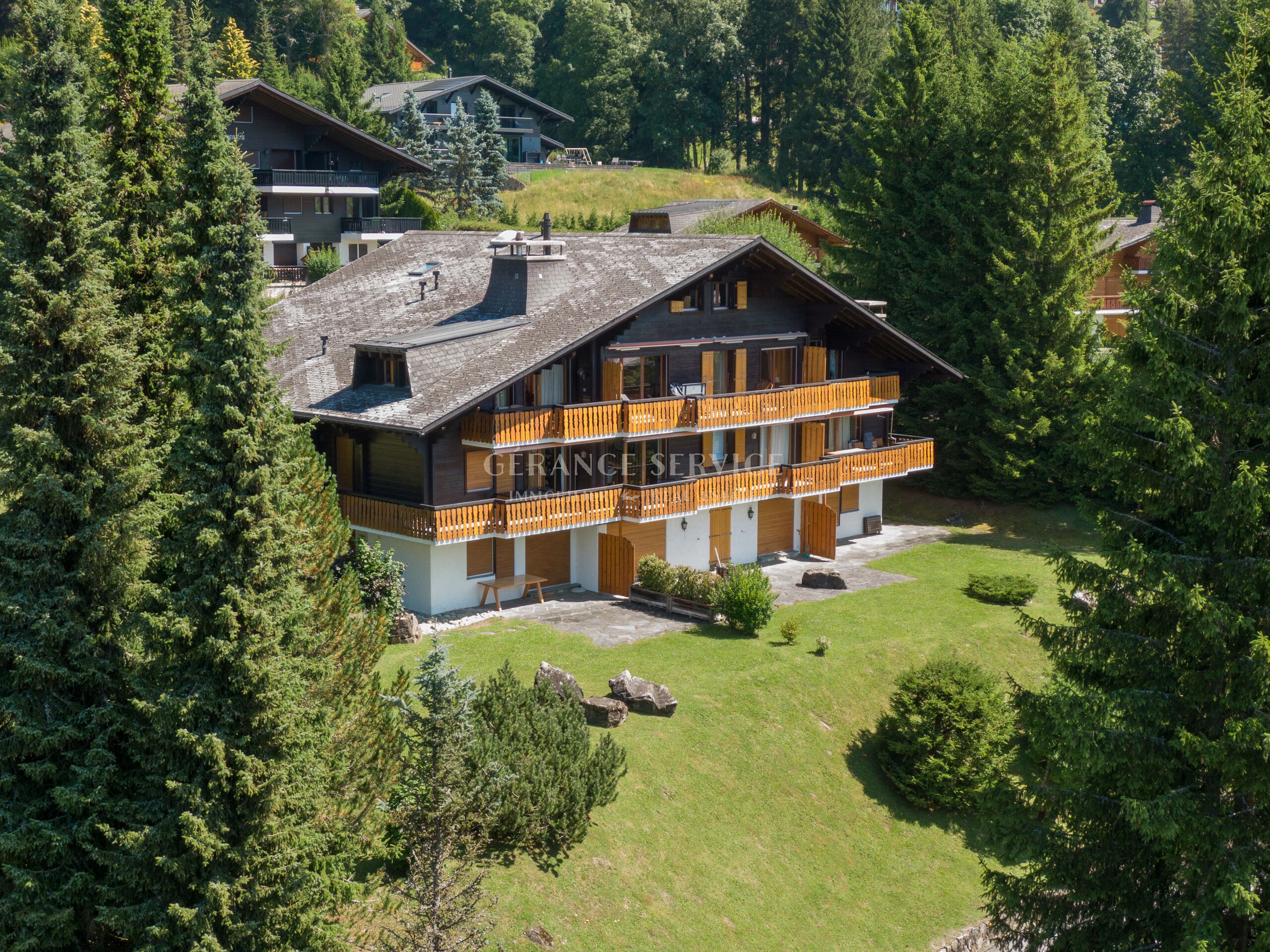 Alpen-Chalet mit großem Garten
