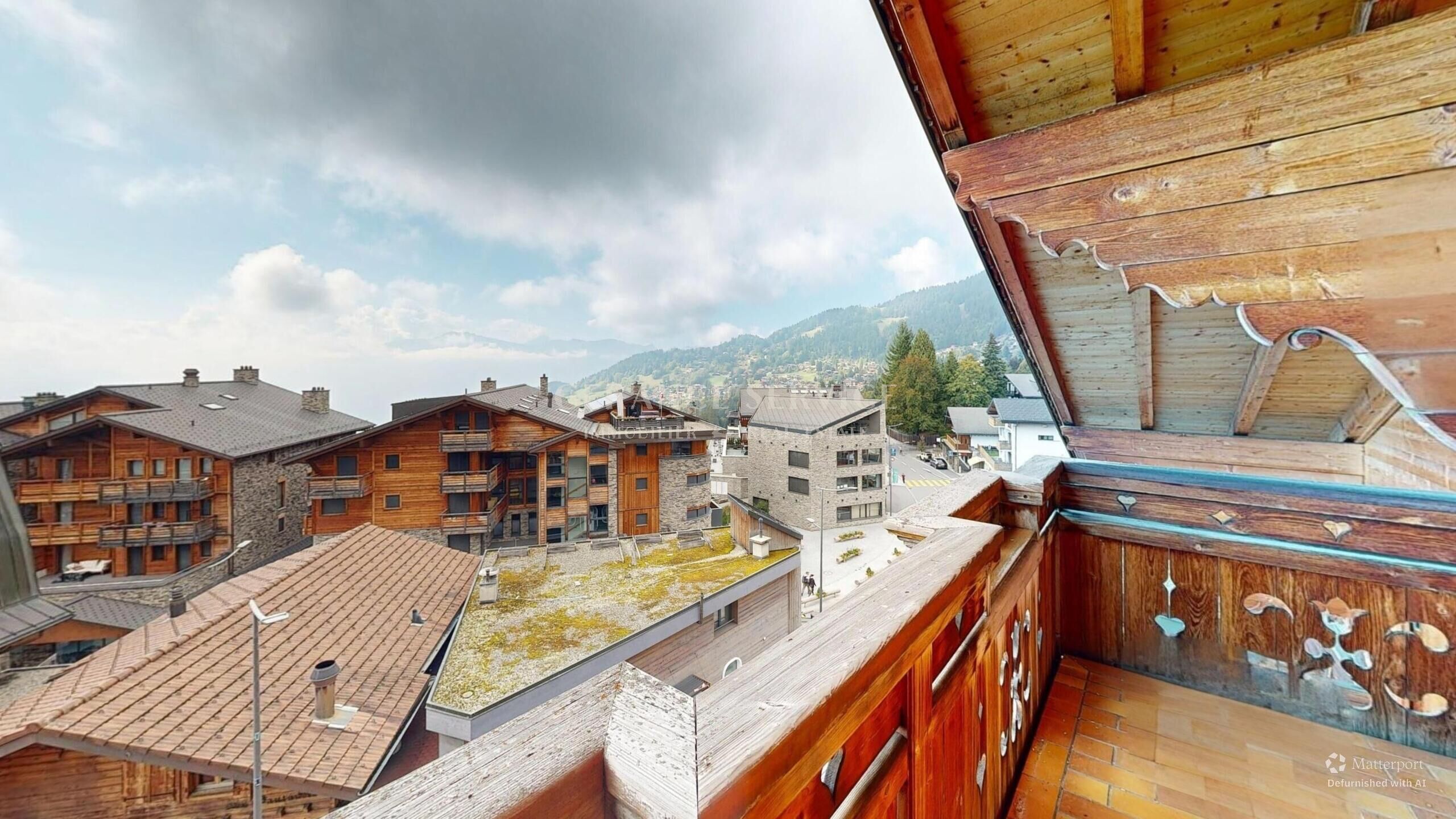 Balkon mit Bergblick