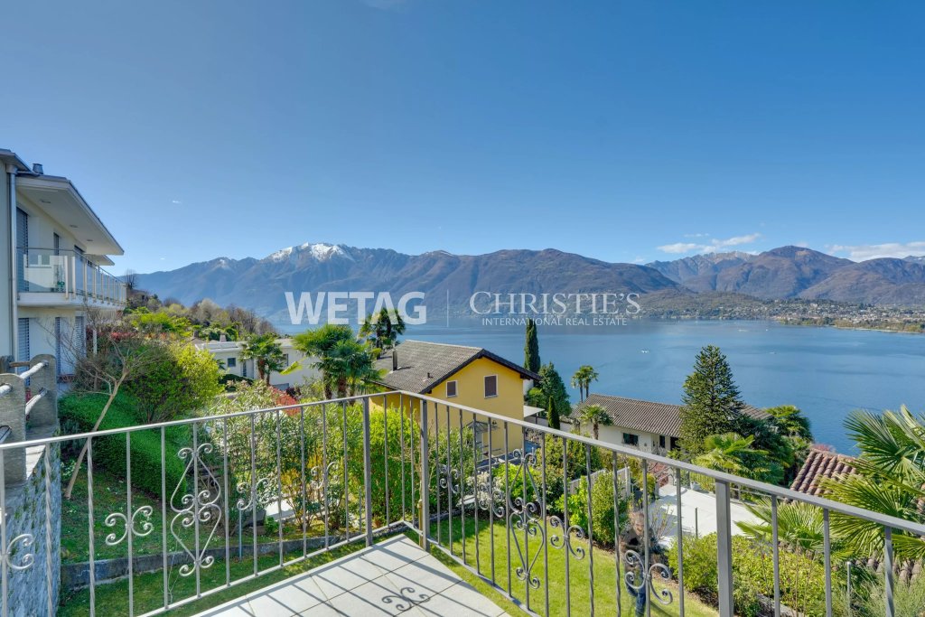 Balkon mit Seeblick