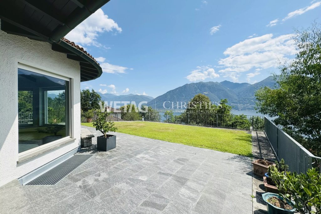 Terrasse mit Seeblick