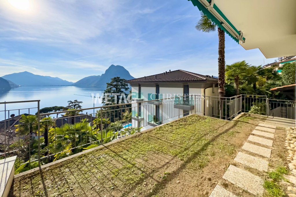 Terrasse mit Seeblick