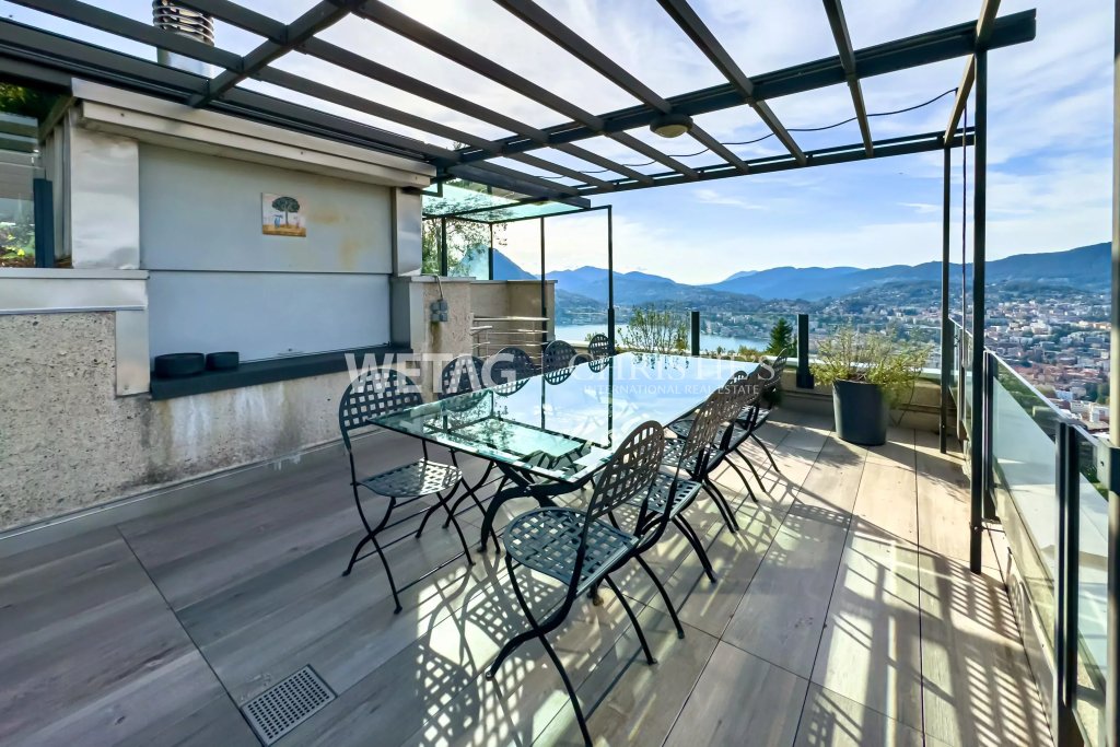 Dachterrasse mit Panoramablick