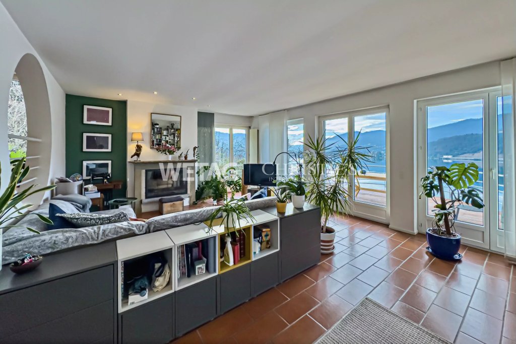 Wohnzimmer mit Panoramablick