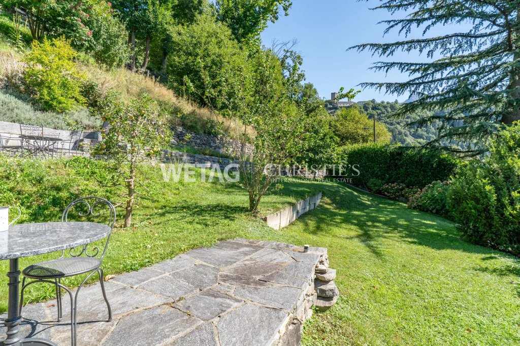 Garten mit Terrasse und Sitzplatz