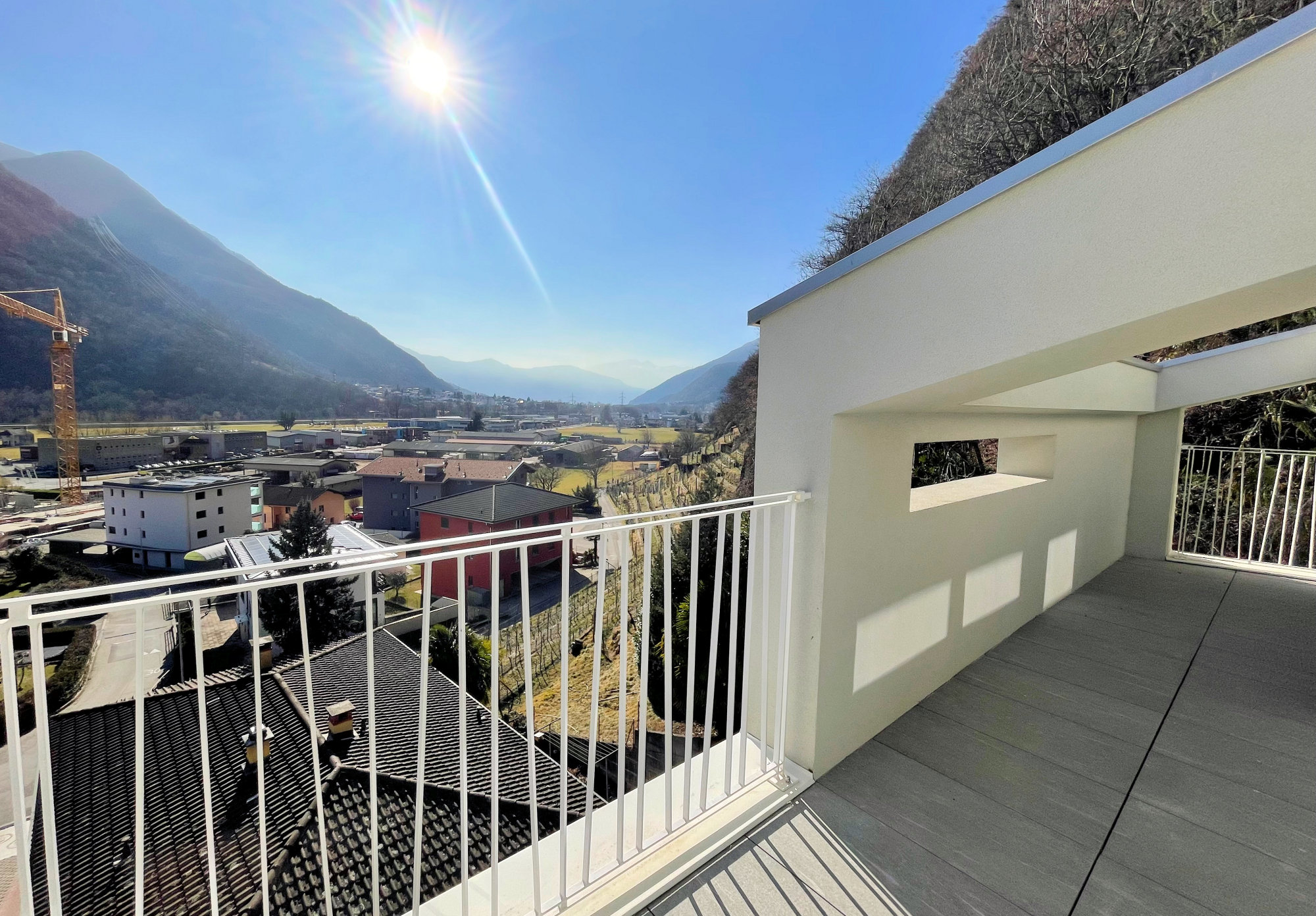Balkon mit Bergblick