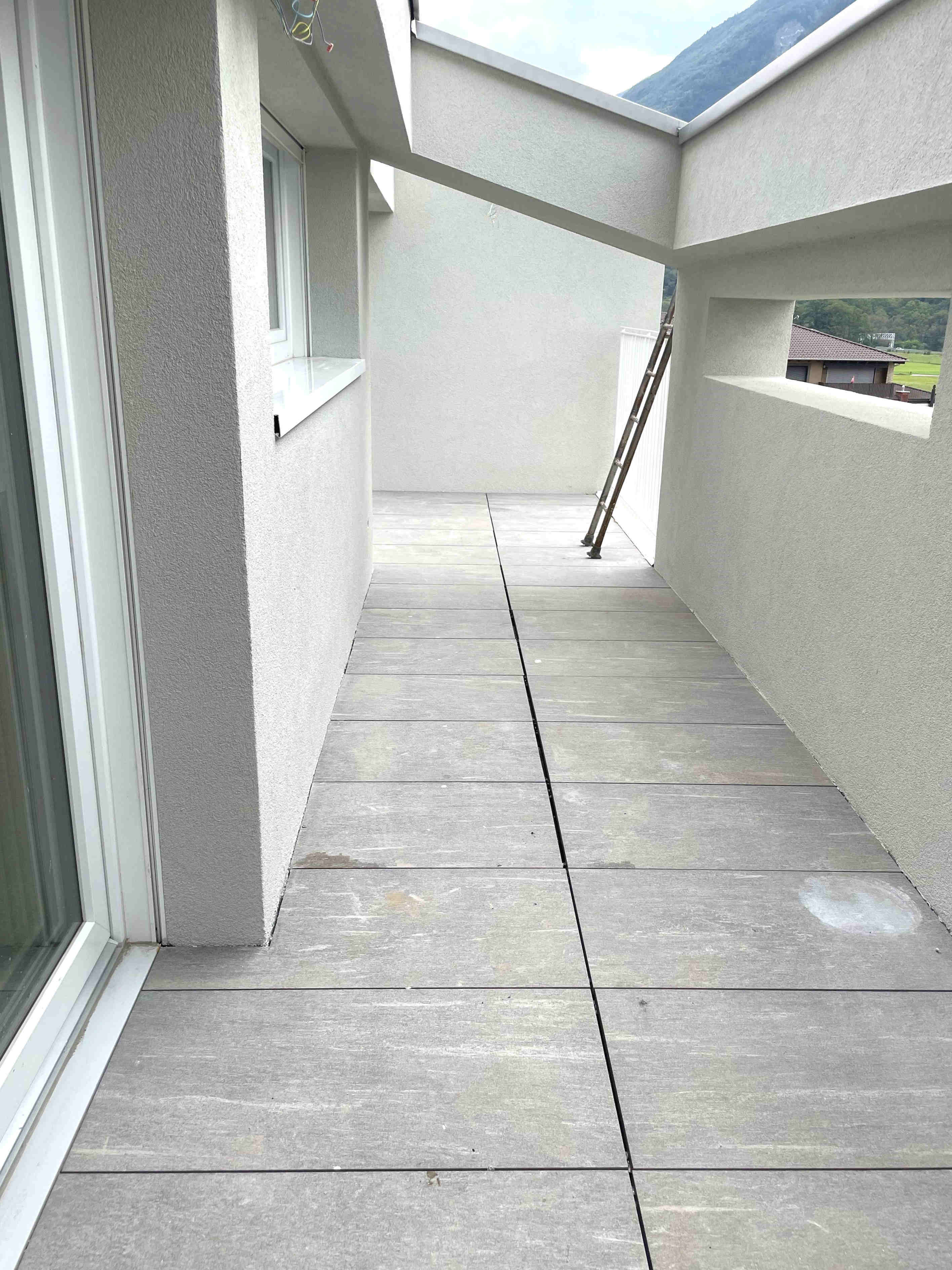 Balkon mit Bergblick