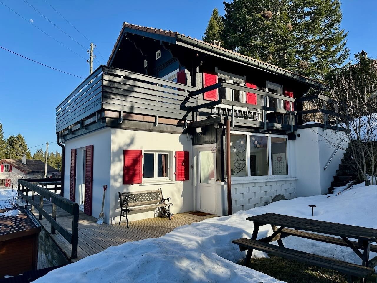 Alpines Chalet mit Terrasse