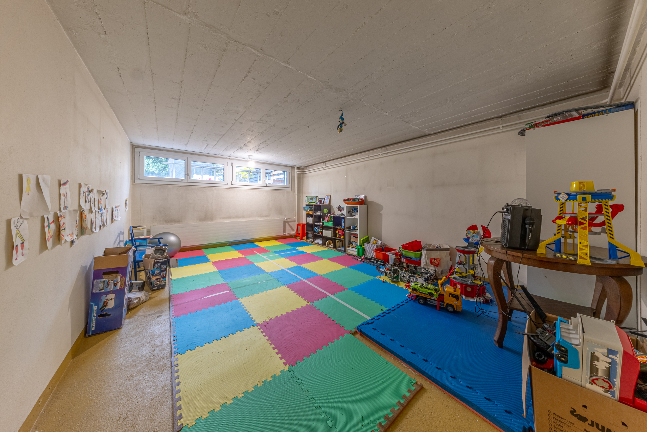 Spiel- und Hobbyraum im Keller