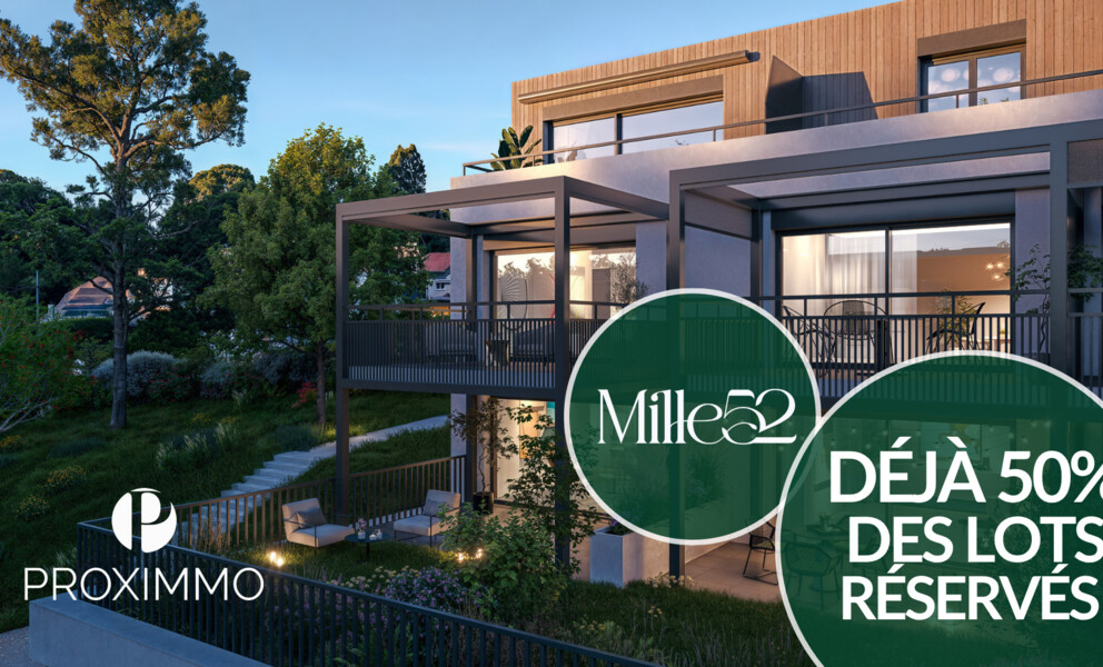 Modernes Mehrfamilienhaus mit Terrasse und Dachaufsatz