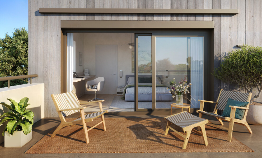 Terrasse mit Blick in ein Schlafzimmer