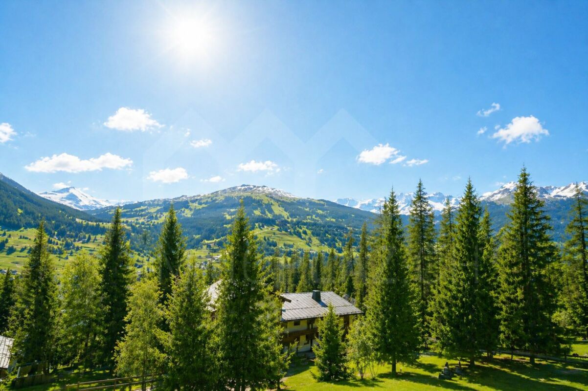 Alpenlandschaft mit Bergblick