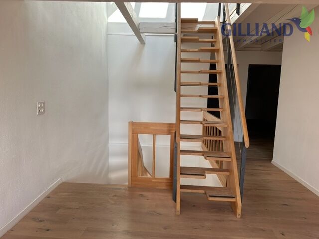 Dachgeschossflur mit Treppe
