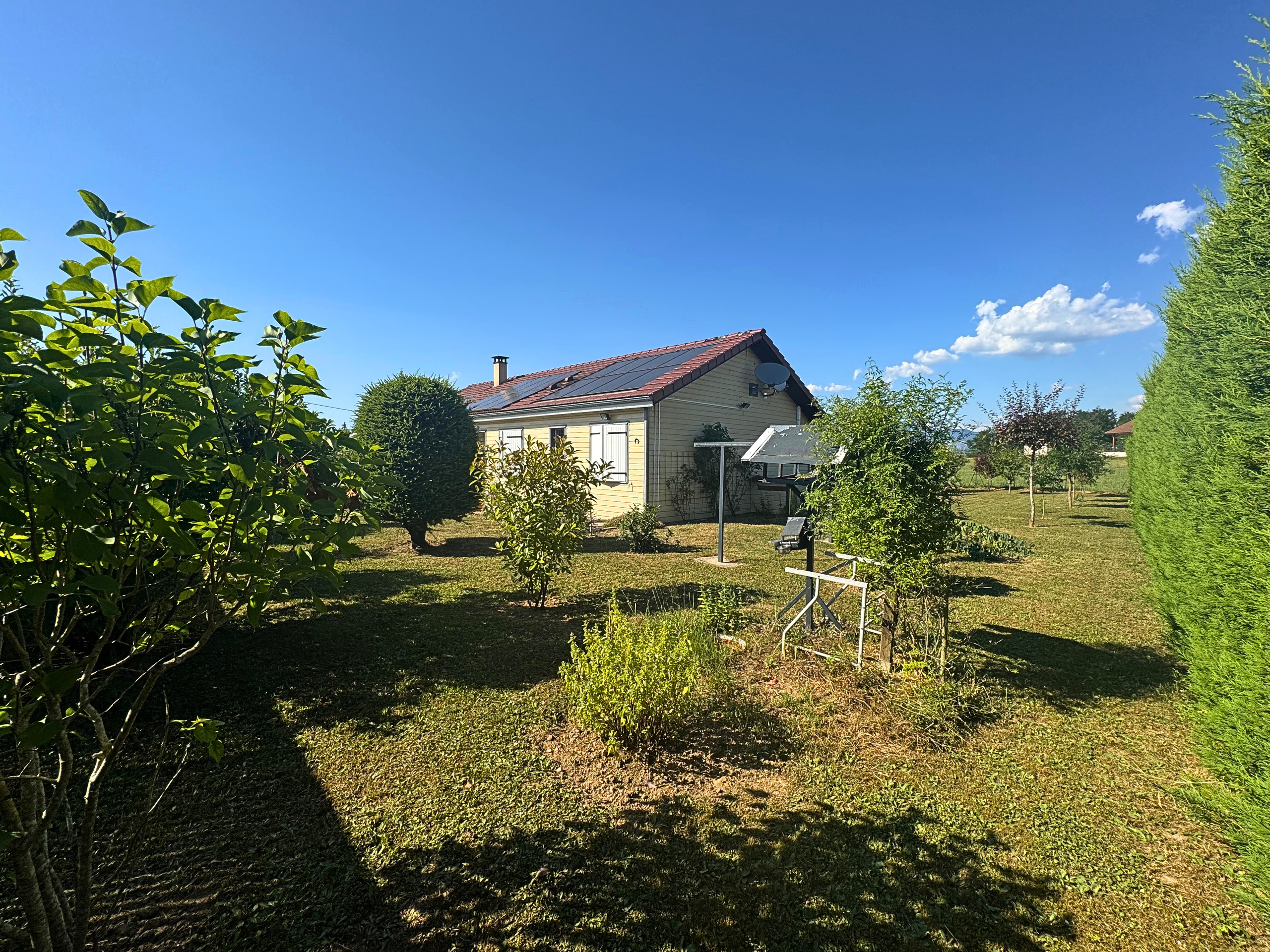 Haus mit großem Garten