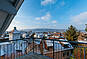 Terrasse mit Meerblick und Sitzbereich