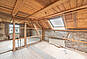 Dachgeschoss-Rohbau mit Holzkonstruktion